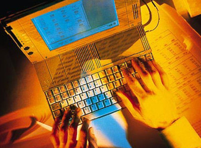 大數(shù)據(jù)浪潮下的信息安全隱憂與計算機網(wǎng)絡挑戰(zhàn)